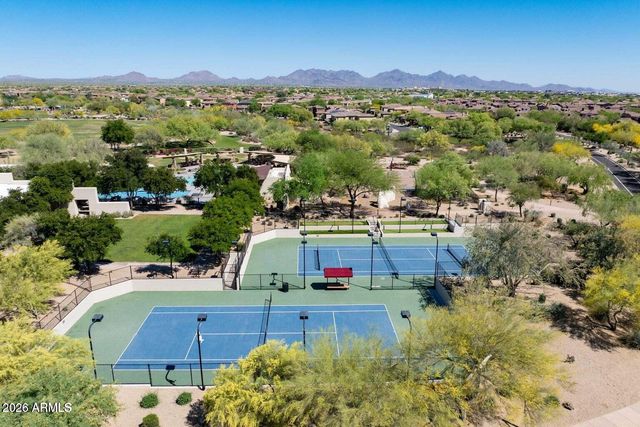 3950 E PATRICK Lane, Phoenix, AZ 85050