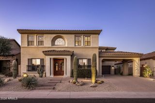 3950 E PATRICK Lane, Phoenix, AZ 85050