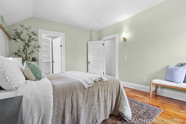 817 W Dale Avenue, Muskegon, MI 49441