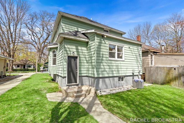 817 W Dale Avenue, Muskegon, MI 49441