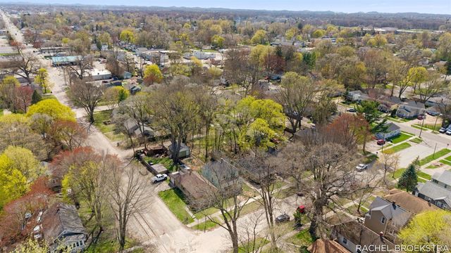 817 W Dale Avenue, Muskegon, MI 49441
