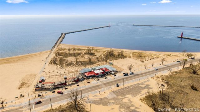 817 W Dale Avenue, Muskegon, MI 49441