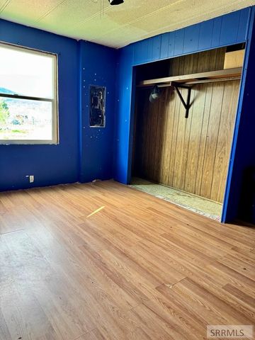 6515 S 5th Avenue, Pocatello, ID 83204
