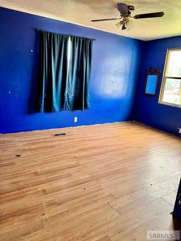 6515 S 5th Avenue, Pocatello, ID 83204