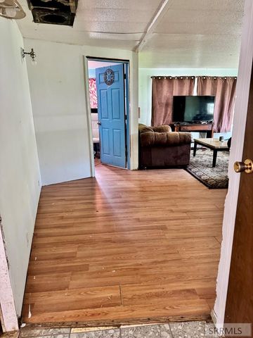 6515 S 5th Avenue, Pocatello, ID 83204
