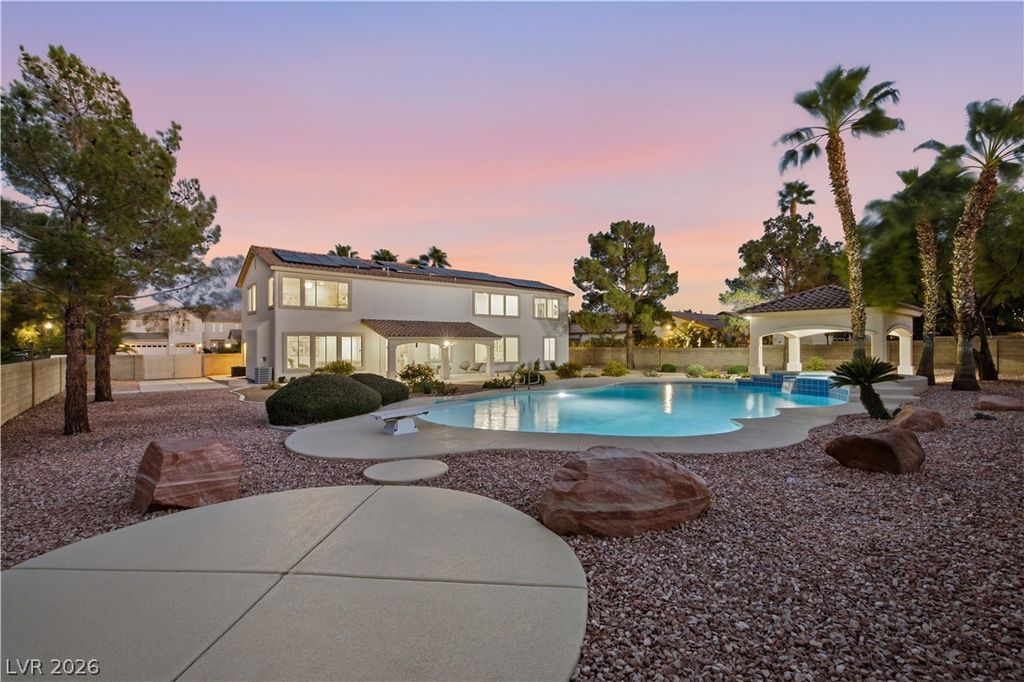 10729 Chillingham Drive, Las Vegas, NV 89183 — photo 2