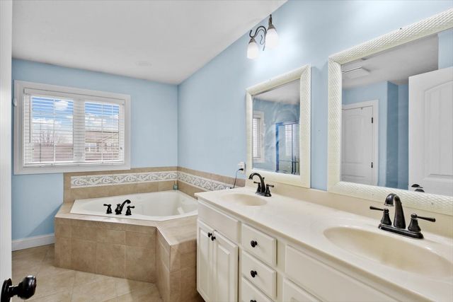 3551 Napa Lane, Normal, IL 61761