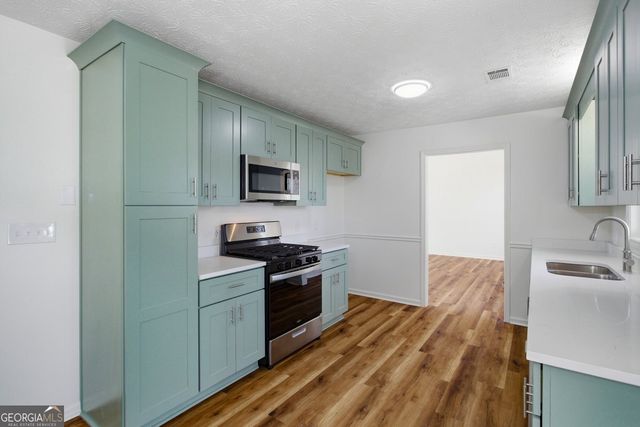 290 The Falls Boulevard, Covington, GA 30016