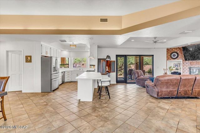 13670 E Camino La Cebadilla, Tucson, AZ 85749