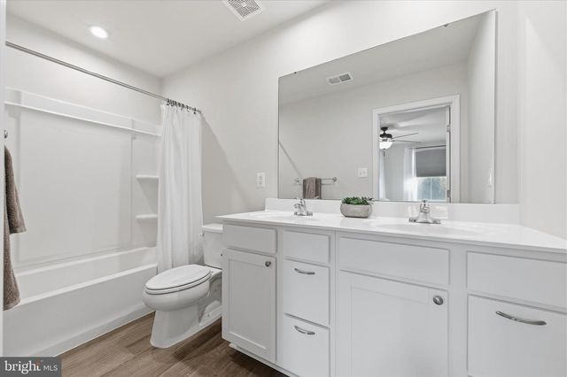 152 EMMET ST, Middletown, VA 22645