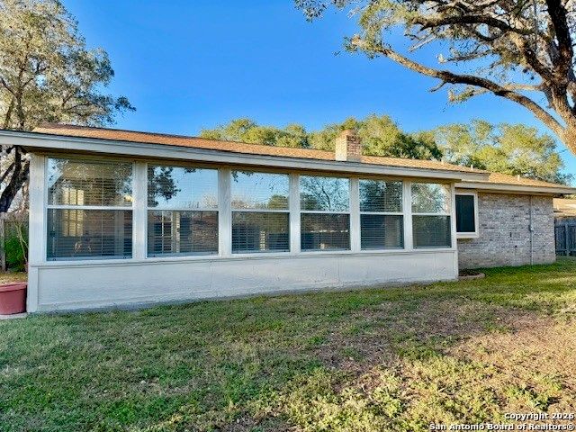 1104 Newhall St, Beeville, TX 78102