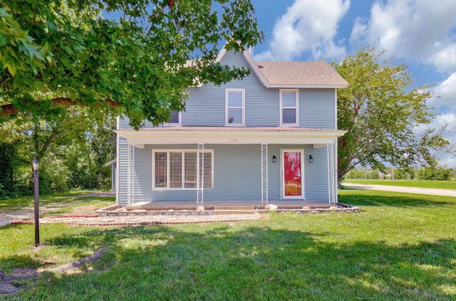 205 College St, Halstead, KS 67056