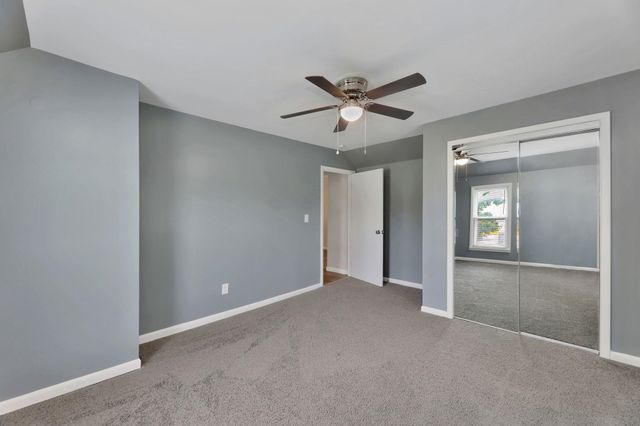 205 College St, Halstead, KS 67056