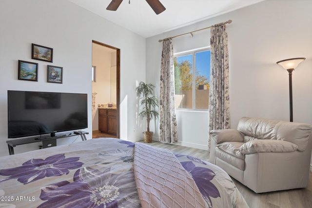 311 E WEXFORD Cove, Phoenix, AZ 85020