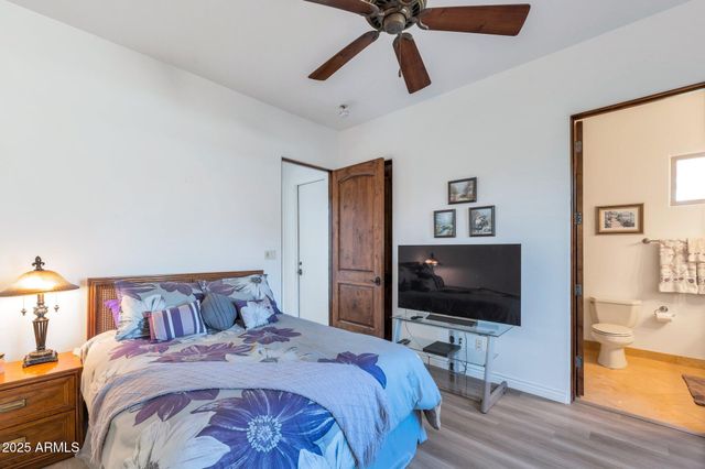 311 E WEXFORD Cove, Phoenix, AZ 85020