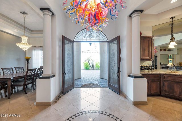 311 E WEXFORD Cove, Phoenix, AZ 85020