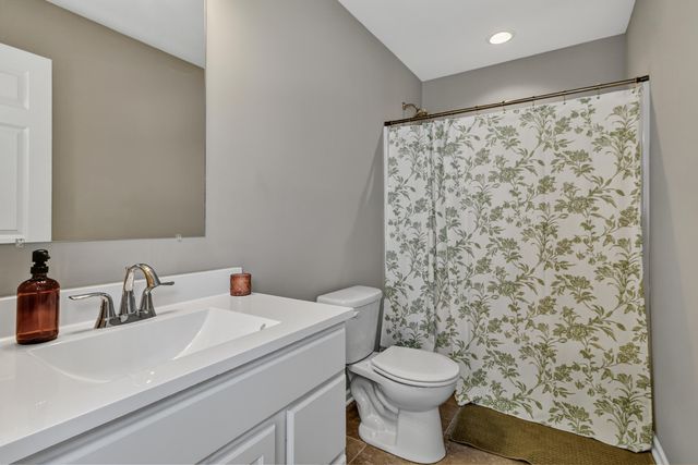 2400 Jupiter Street, Portage, IN 46368