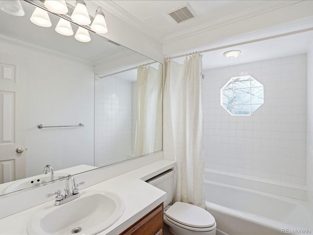 19402 E Caley Drive, Centennial, CO 80016