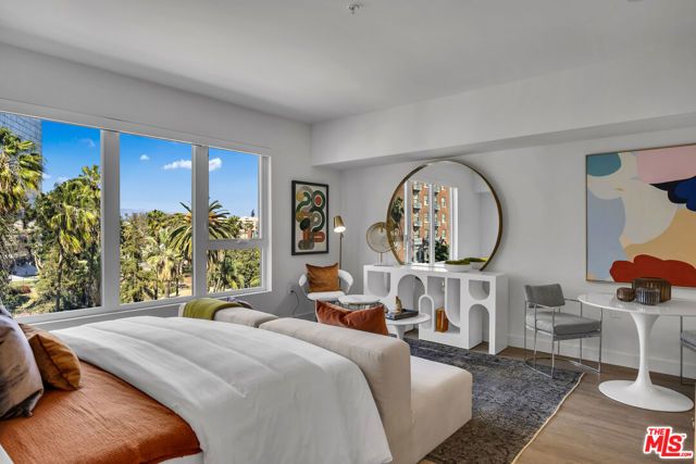 2801 Sunset Place 141, Los Angeles, CA 90005