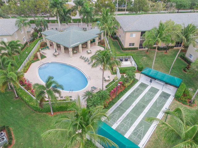 7919 Exeter Blvd 102, Tamarac, FL 33321