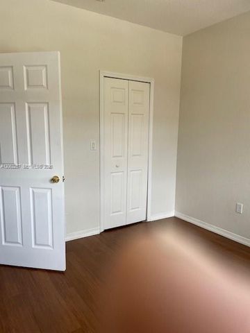 10850 SW 243rd Ln, Homestead, FL 33032