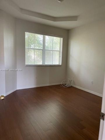 10850 SW 243rd Ln, Homestead, FL 33032