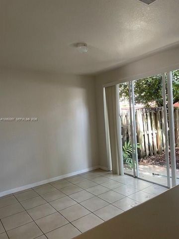 10850 SW 243rd Ln, Homestead, FL 33032