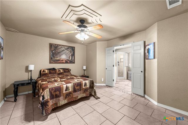 208 Red Oak Drive, Harker Heights, TX 76548