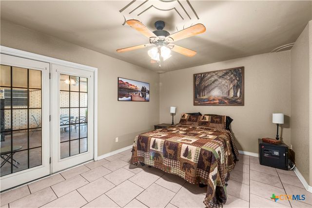 208 Red Oak Drive, Harker Heights, TX 76548