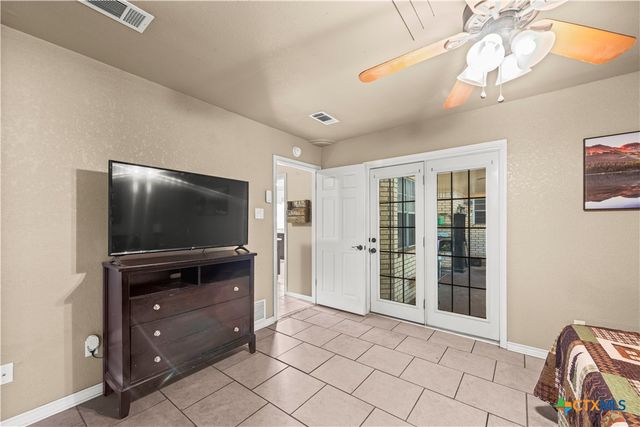 208 Red Oak Drive, Harker Heights, TX 76548