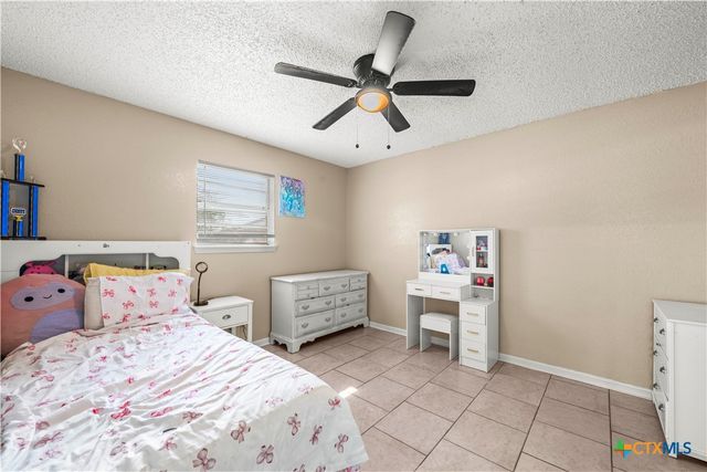 208 Red Oak Drive, Harker Heights, TX 76548