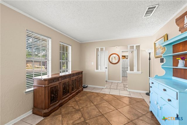 208 Red Oak Drive, Harker Heights, TX 76548