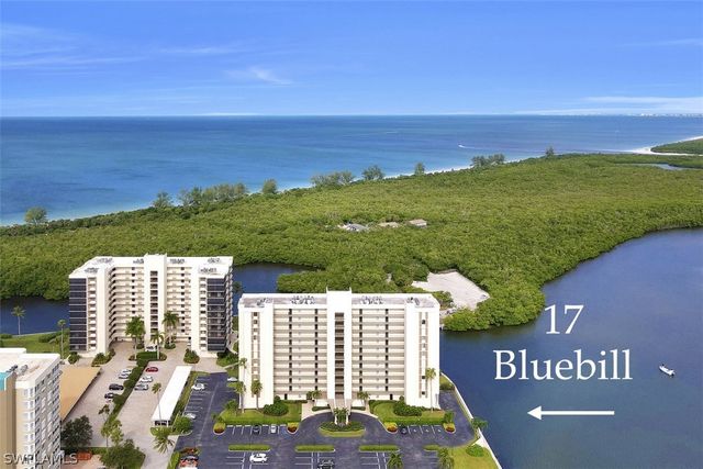 17 Bluebill AVE 604, Naples, FL 34108