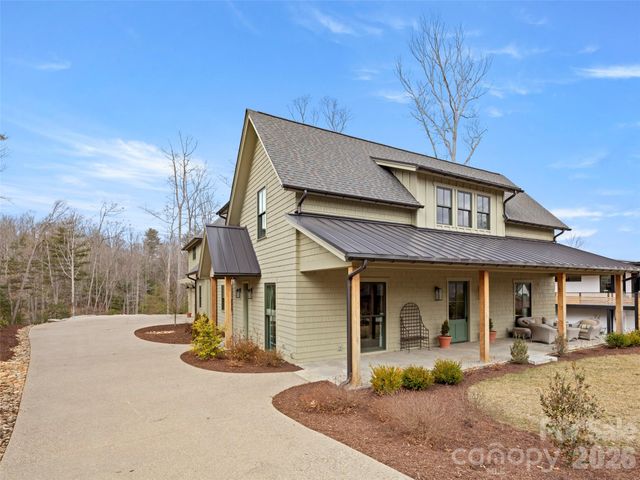 206 Kelmscott Lane, Asheville, NC 28803