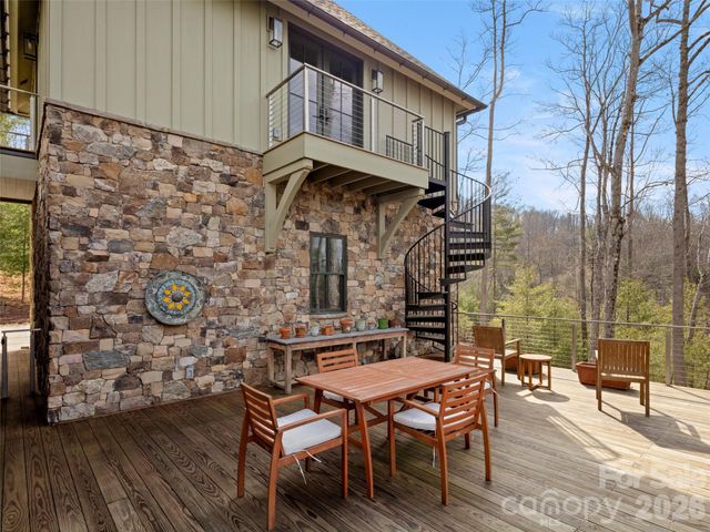 206 Kelmscott Lane, Asheville, NC 28803