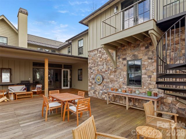 206 Kelmscott Lane, Asheville, NC 28803