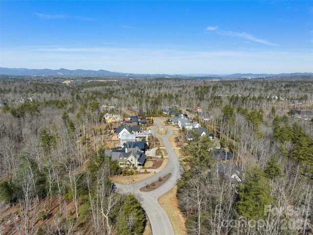 206 Kelmscott Lane, Asheville, NC 28803