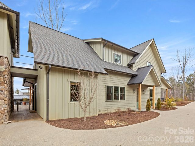 206 Kelmscott Lane, Asheville, NC 28803