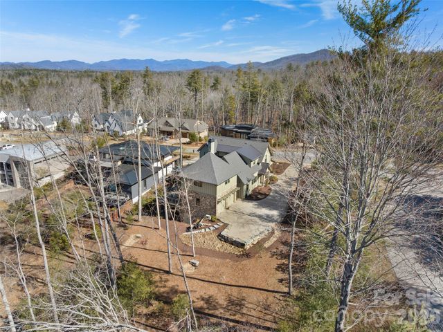 206 Kelmscott Lane, Asheville, NC 28803