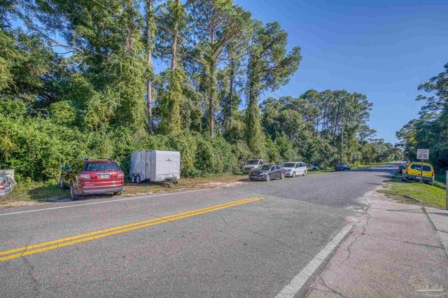 1800 S Fairfield Dr, Pensacola, FL 32507