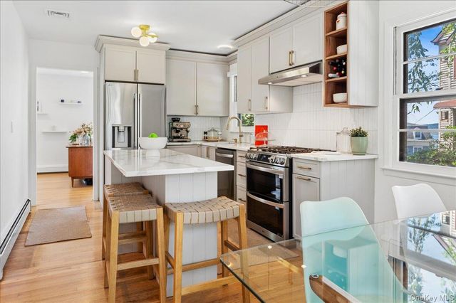 12 Livingston Avenue, Dobbs Ferry, NY 10522