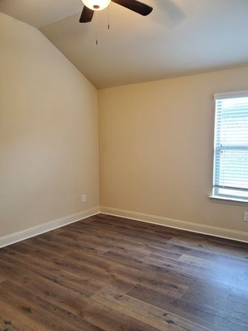 1426 Thibodaux Drive, Greenville, TX 75402