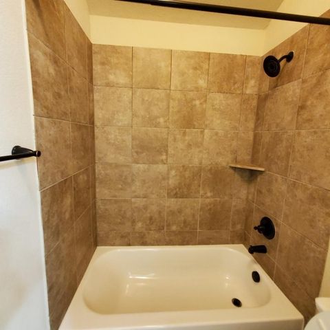 1426 Thibodaux Drive, Greenville, TX 75402