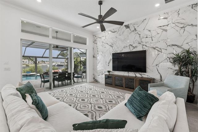 823 MANNS HARBOR DRIVE, Apollo Beach, FL 33572