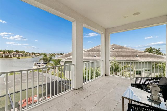 823 MANNS HARBOR DRIVE, Apollo Beach, FL 33572