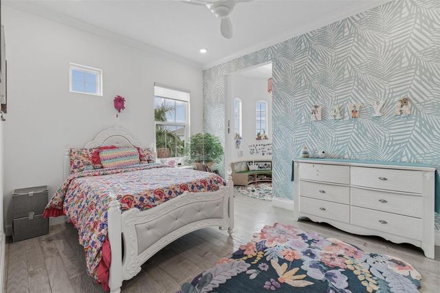 823 MANNS HARBOR DRIVE, Apollo Beach, FL 33572