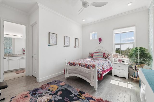 823 MANNS HARBOR DRIVE, Apollo Beach, FL 33572