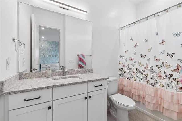 823 MANNS HARBOR DRIVE, Apollo Beach, FL 33572