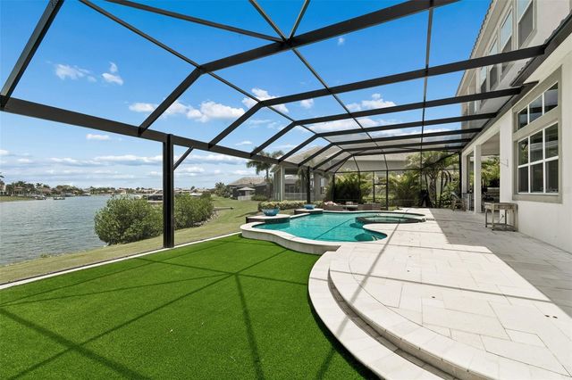 823 MANNS HARBOR DRIVE, Apollo Beach, FL 33572