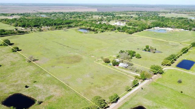10702 Lagow Lane, Scurry, TX 75158
